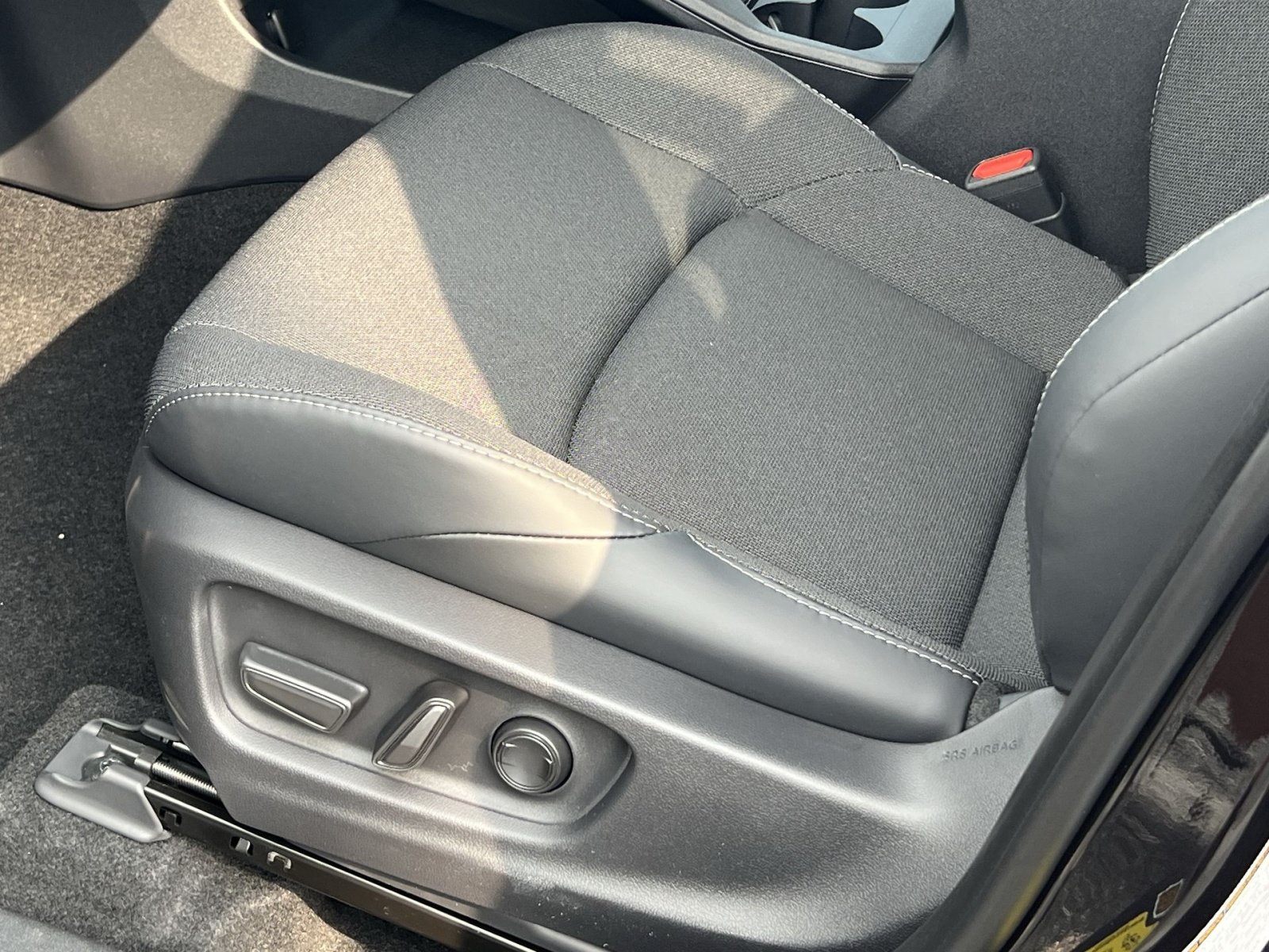 New 2026 Toyota C-HR AWD/4WD image 8
