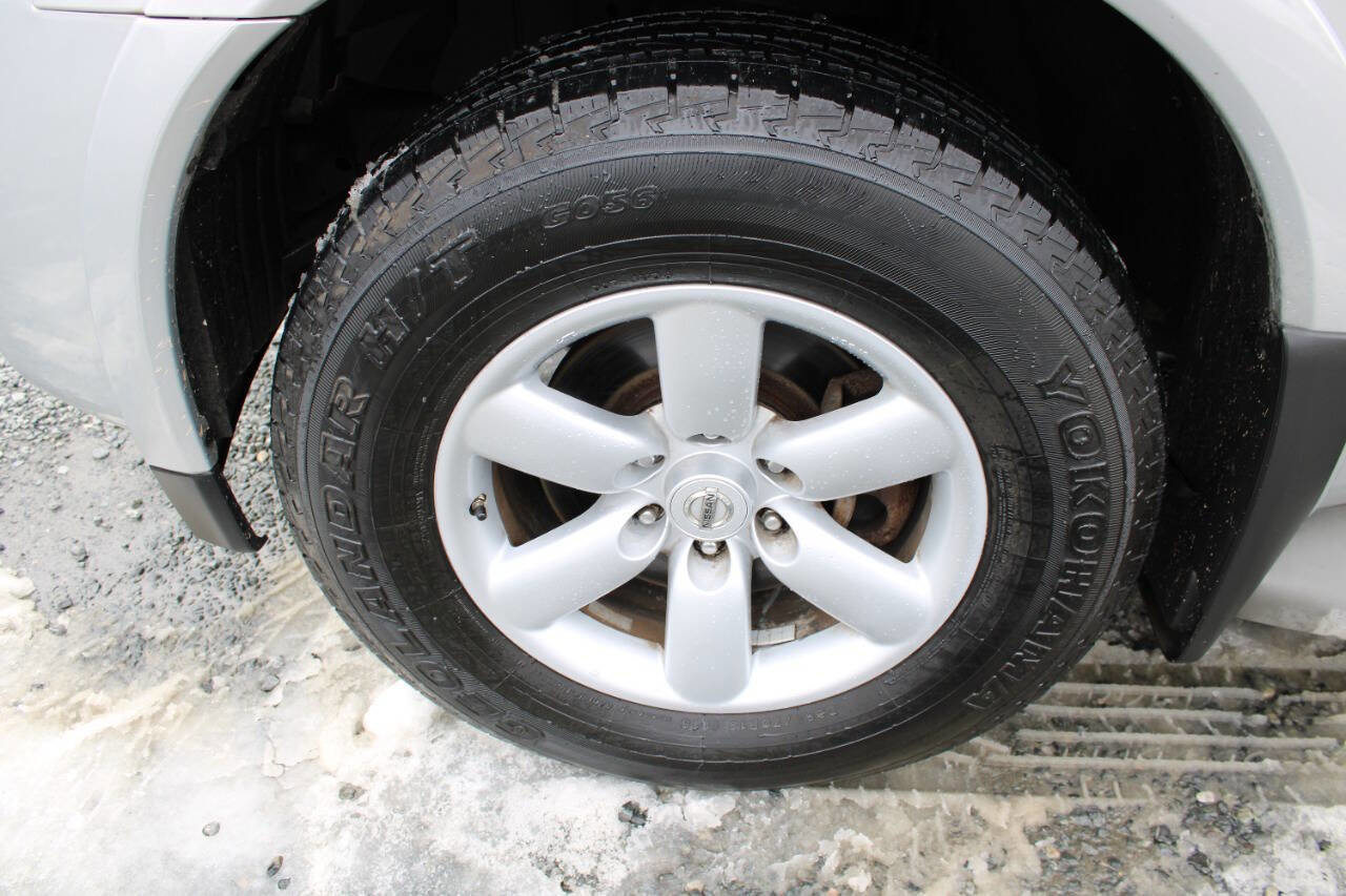 Used 2010 Nissan Armada SE image 29