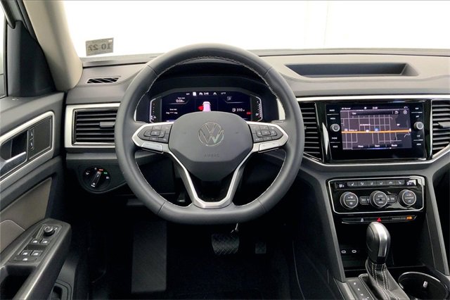 Certified 2023 Volkswagen Atlas SEL image 5
