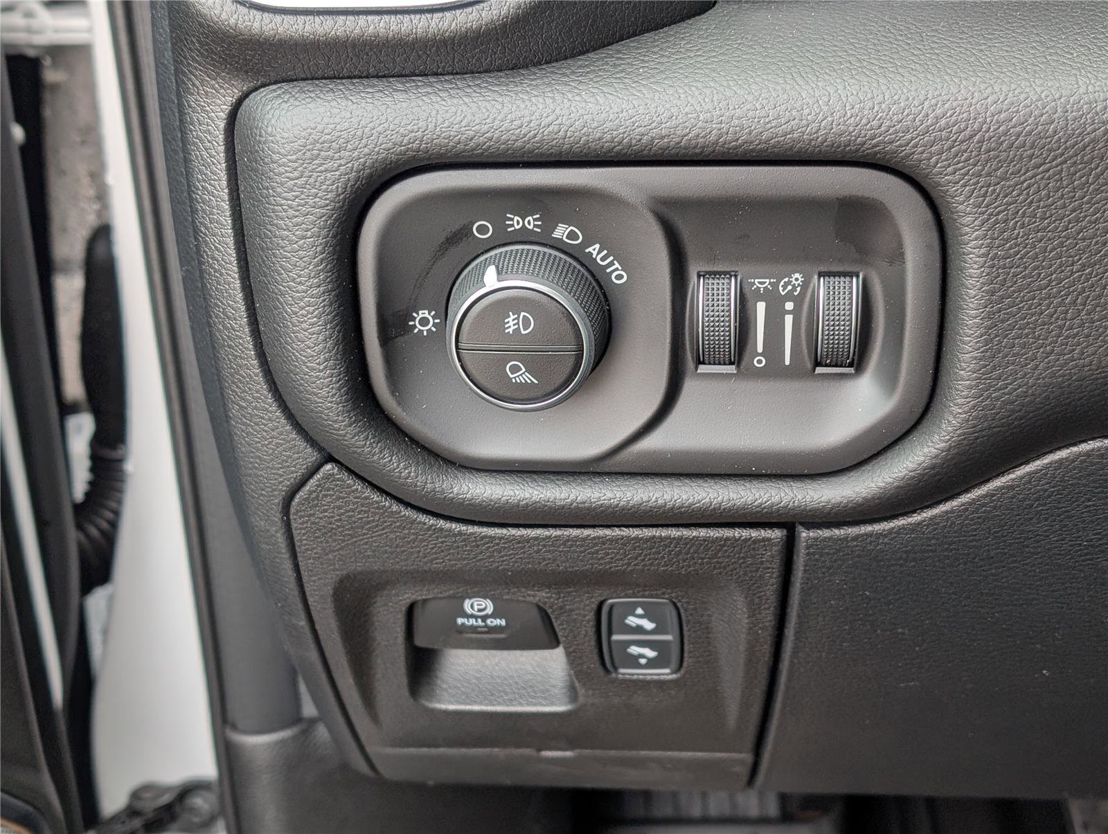 New 2026 RAM 1500 Laramie w/ Night Edition AWD/4WD image 20