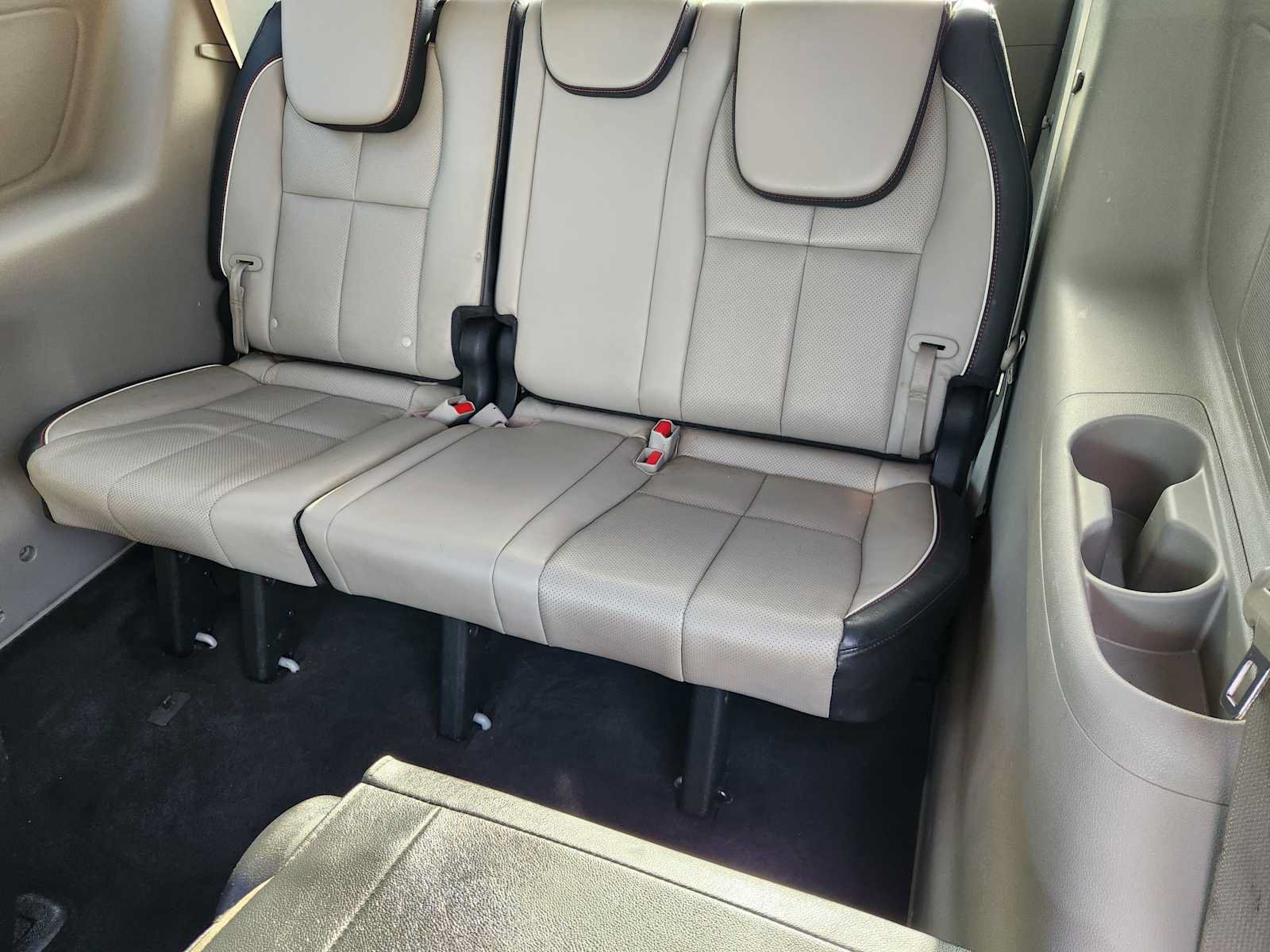 Used 2020 Kia Sedona EX FWD image 29