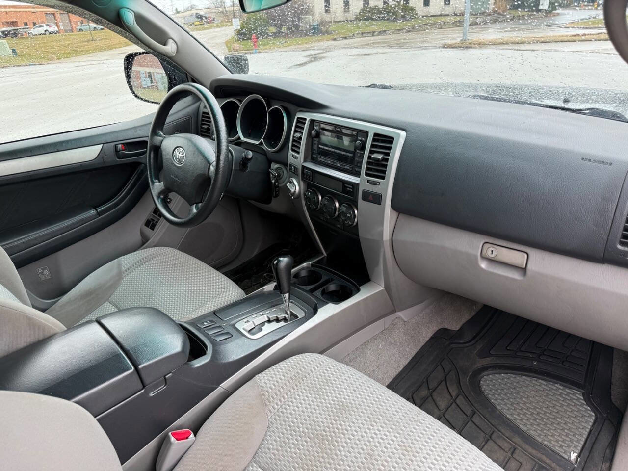 Used 2007 Toyota 4Runner SR5 image 7