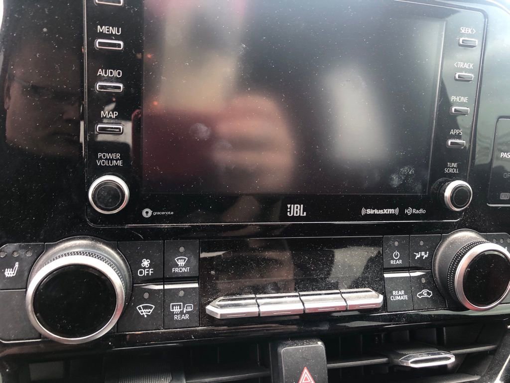 Used 2022 Toyota Highlander XSE image 8