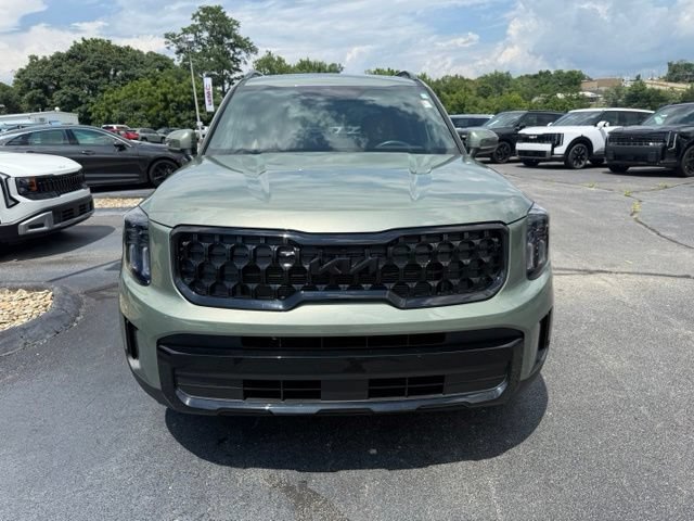 Used 2025 Kia Telluride EX X-Line AWD/4WD image 2