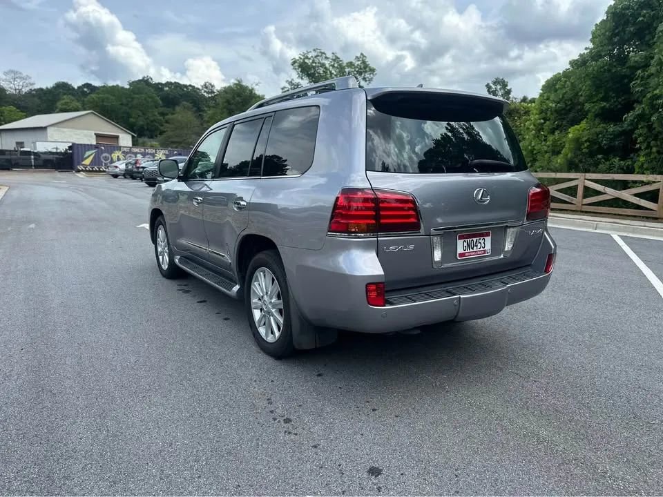 Used 2009 Lexus LX 570 4WD image 7