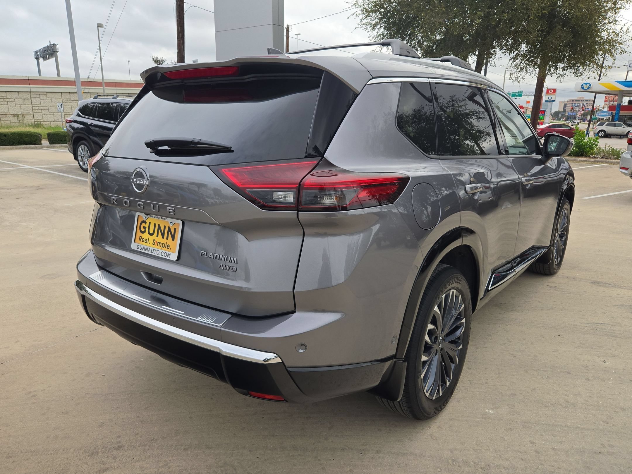 Certified 2026 Nissan Rogue Platinum w/ Platinum Premium Package AWD/4WD image 3