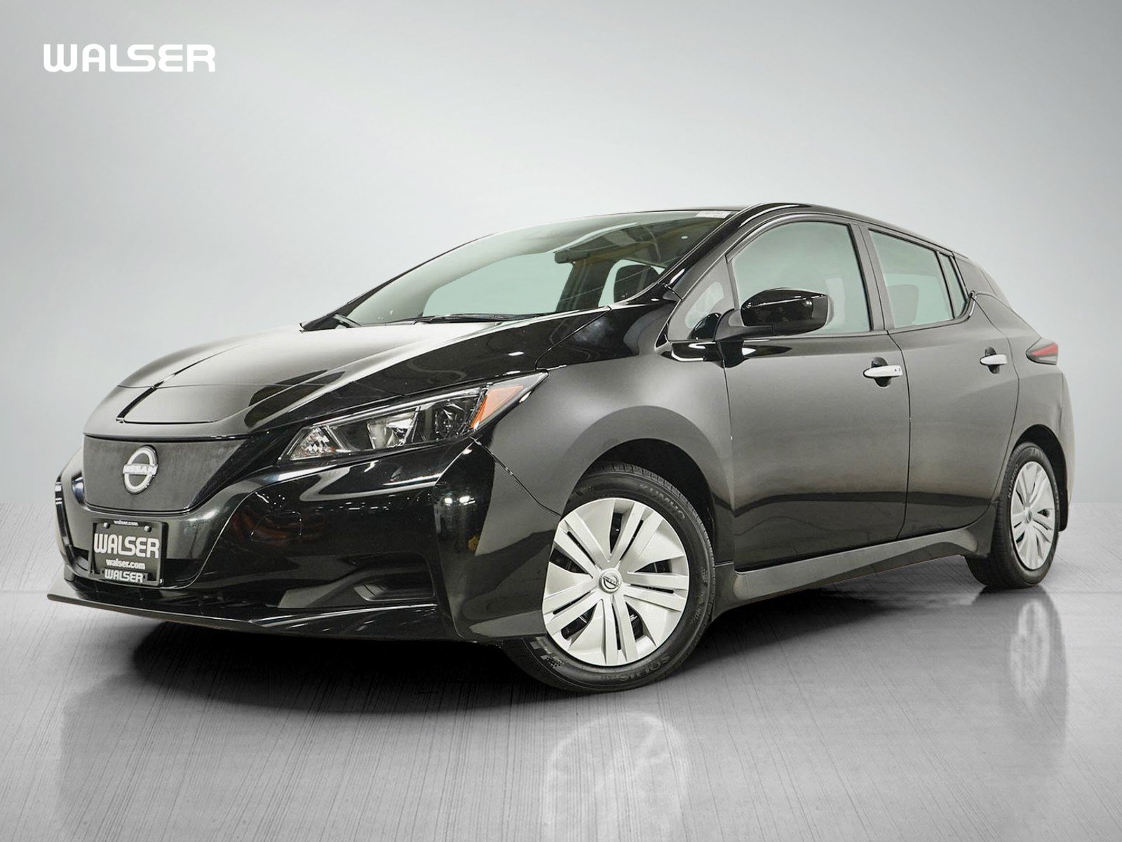 Used 2025 Nissan Leaf S FWD image 1