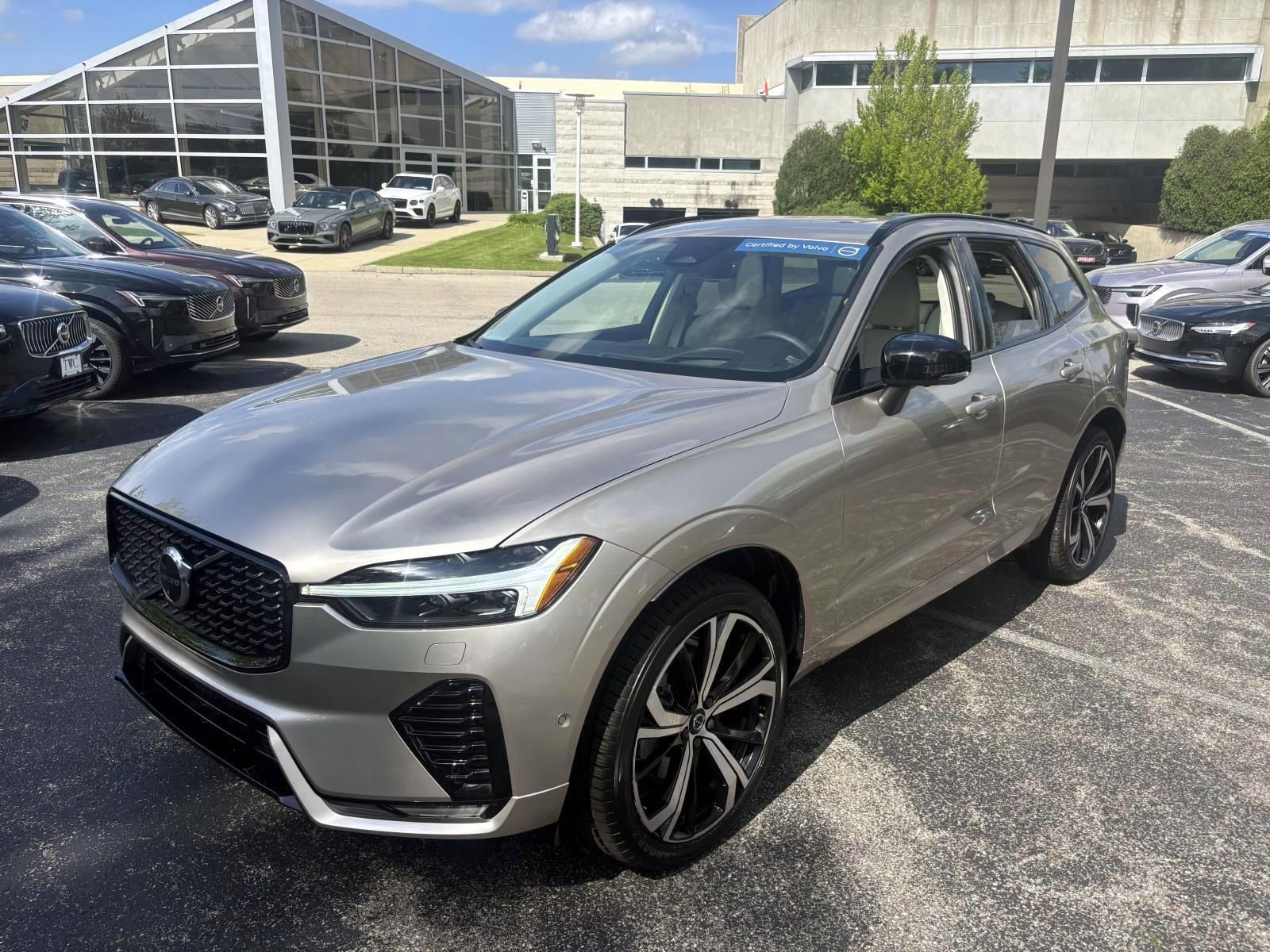 Used 2023 Volvo XC60 B6 Ultimate w/ Protection Package Premier