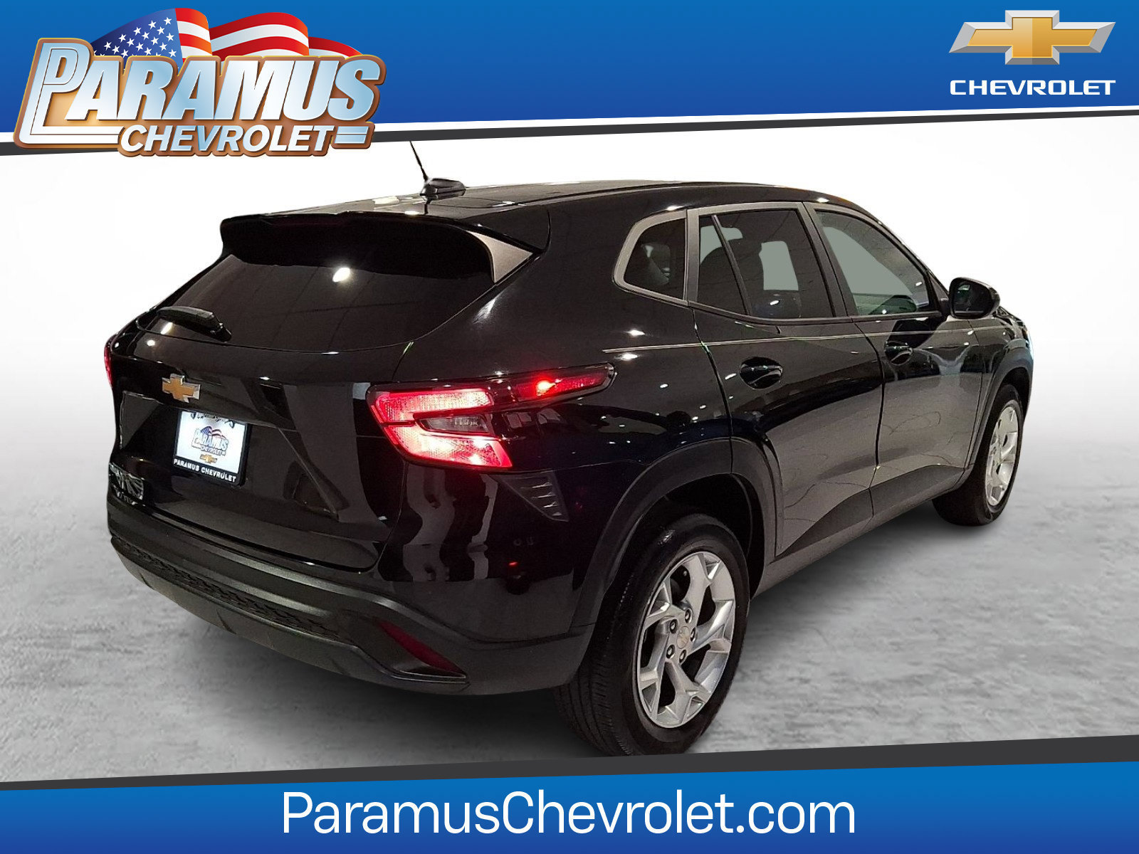Used 2024 Chevrolet Trax LS w/ LS Convenience Package FWD image 6