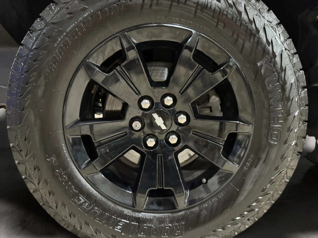 Used 2021 Chevrolet Colorado ZR2 w/ ZR2 Dusk Special Edition AWD/4WD image 31