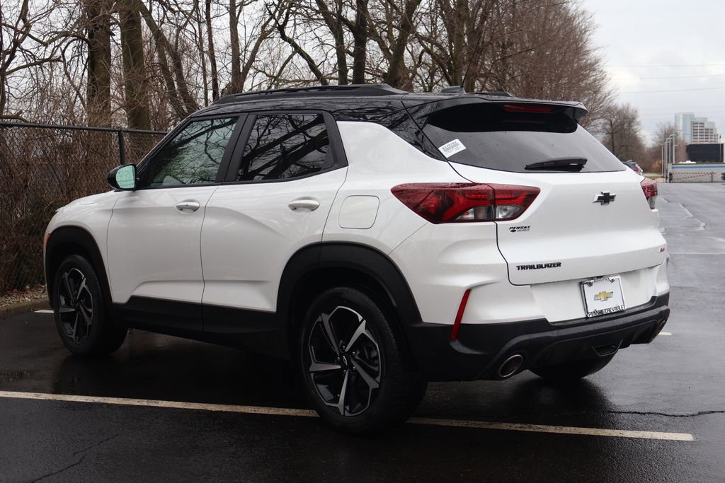 Certified 2023 Chevrolet TrailBlazer RS w/ Sun and Liftgate Package image 6