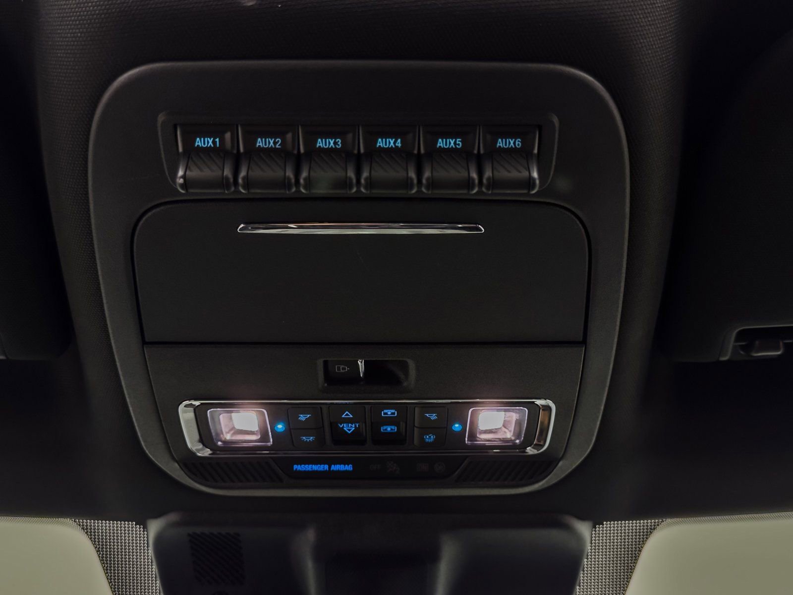 Used 2025 Ford F150 Raptor image 23