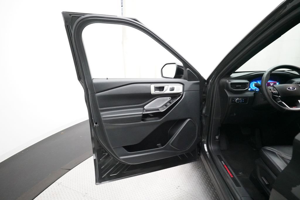 Used 2023 Ford Explorer ST w/ Equipment Group 401A image 28