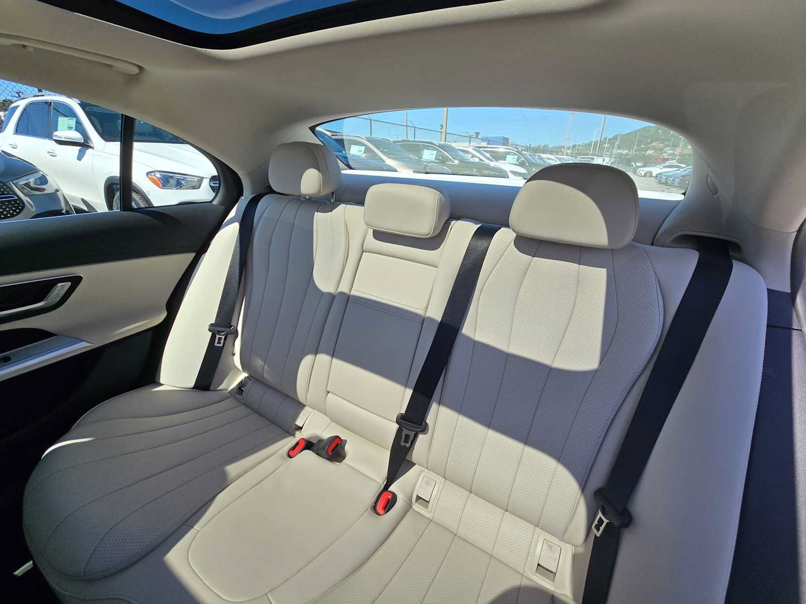 Used 2025 Mercedes-Benz E 350 Sedan w/ Winter Package image 17