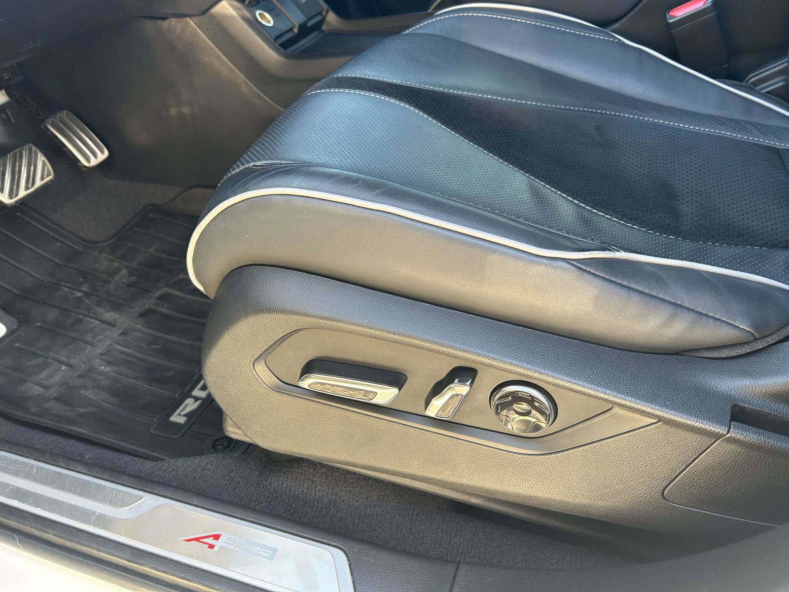 Used 2020 Acura RDX A-Specw/ Technology Package AWD/4WD image 16