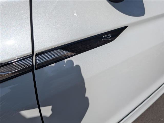 Certified 2024 Volkswagen Tiguan SE R-Line AWD/4WD image 10