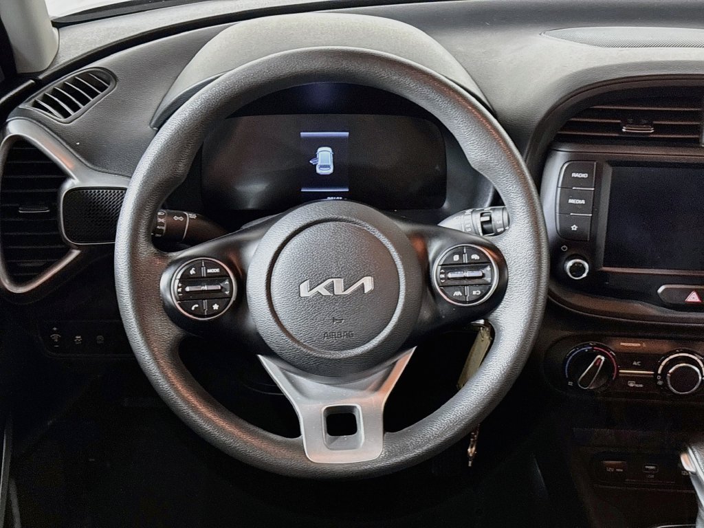 Used 2024 Kia Soul LX w/ Option Group 015 FWD image 13