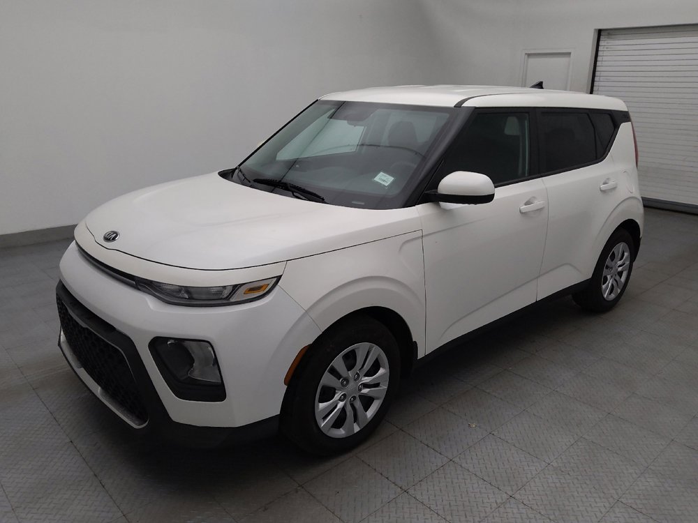 Used 2020 Kia Soul LX image 2