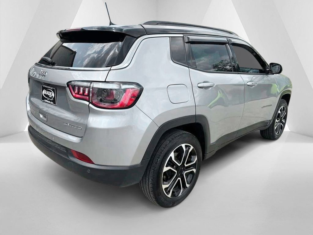 Used 2023 Jeep Compass Limited w/ Sun and Sound Group AWD/4WD image 7