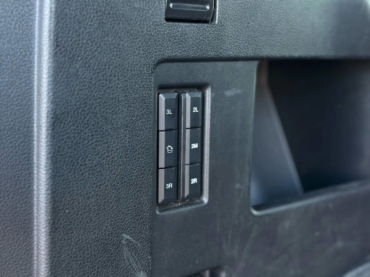 Used 2018 Ford Expedition Limited w/ Equipment Group 301A image 27