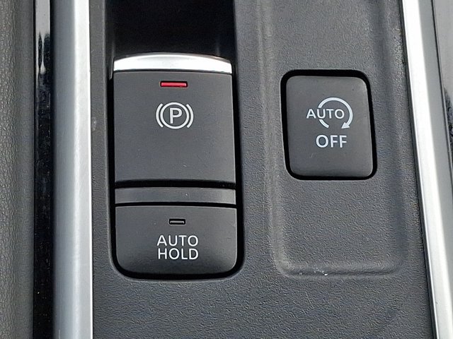 Used 2025 Nissan Pathfinder SL AWD/4WD image 25