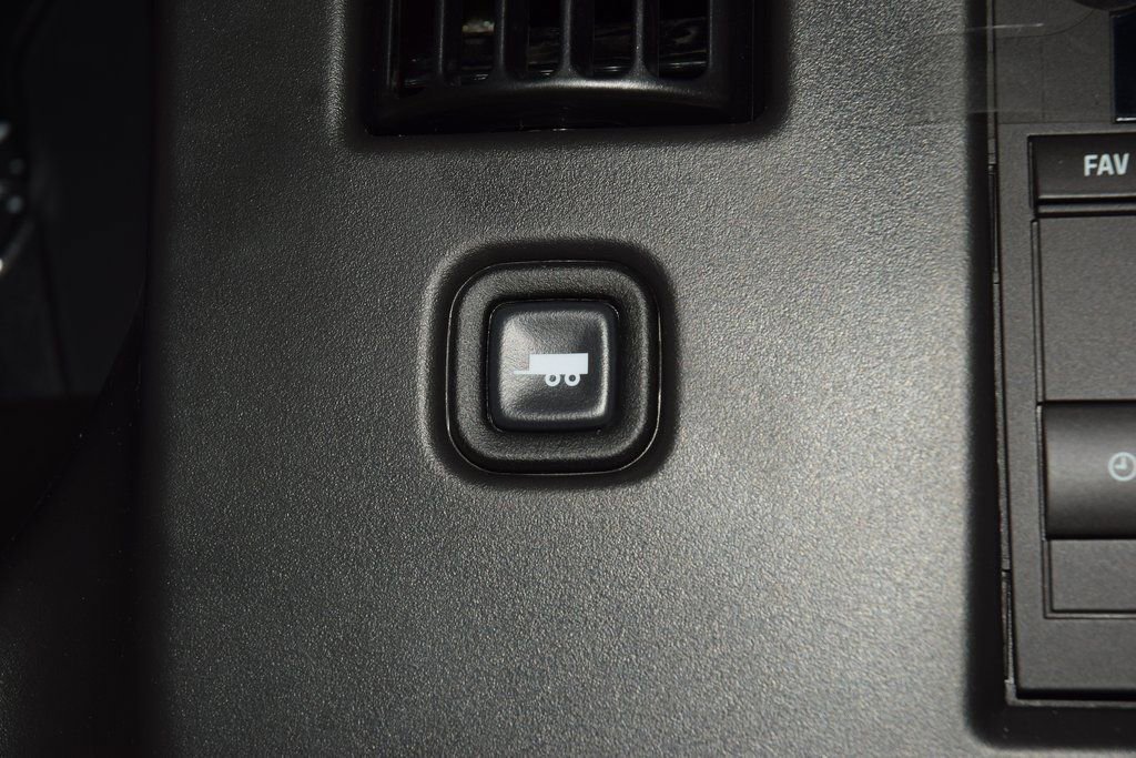 New 2025 Chevrolet Express 3500 w/ Power Convenience Package RWD image 21