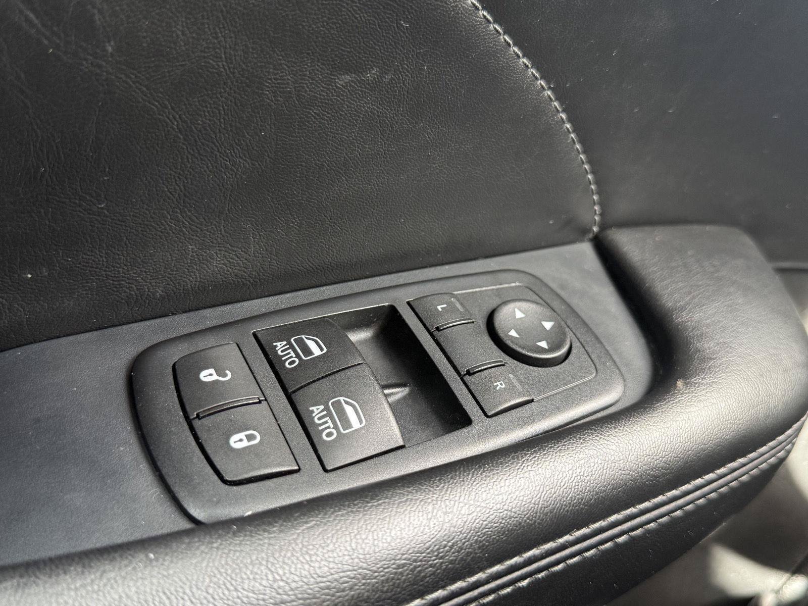 Used 2016 Dodge Challenger SXT Plus RWD image 16