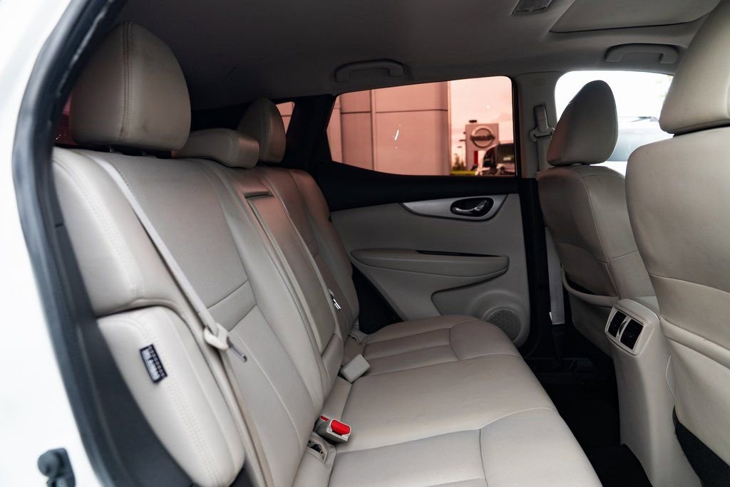 Used 2020 Nissan Rogue Sport SL w/ Premium Package FWD image 23