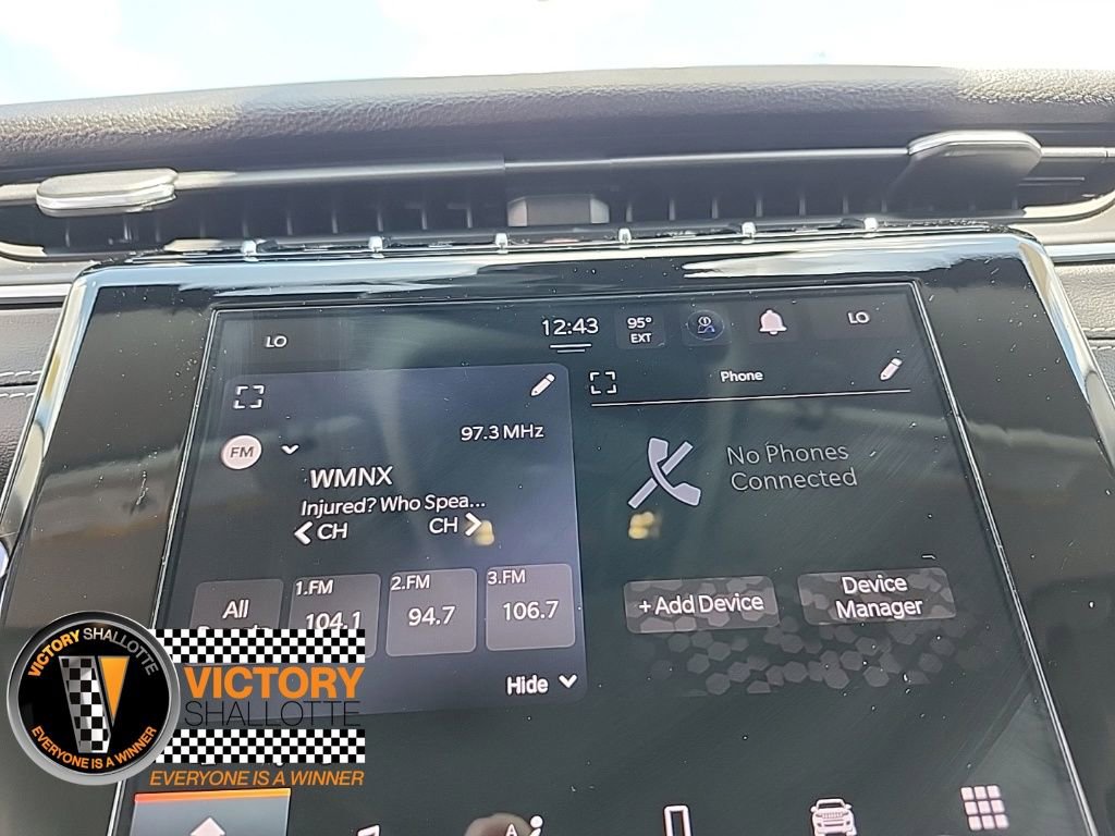 Certified 2023 Jeep Grand Cherokee Laredo image 28