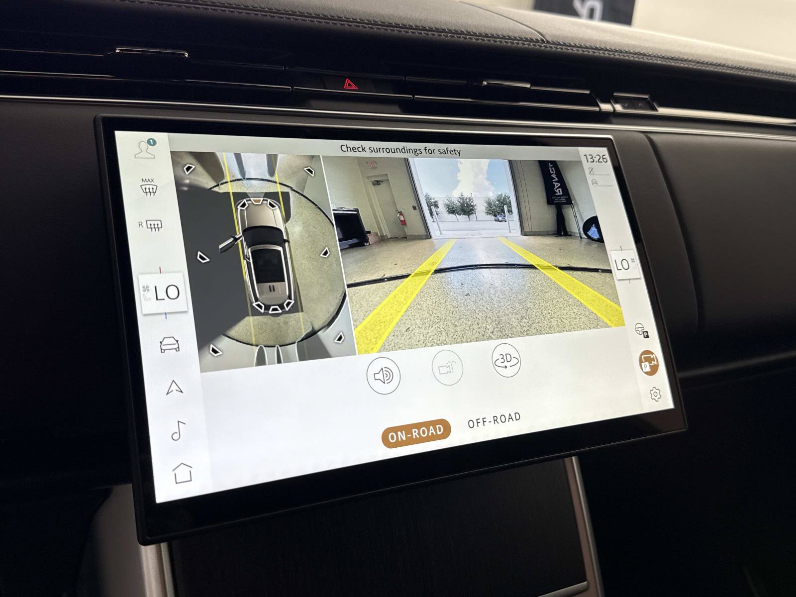 New 2027 Land Rover Range Rover SE AWD/4WD image 27