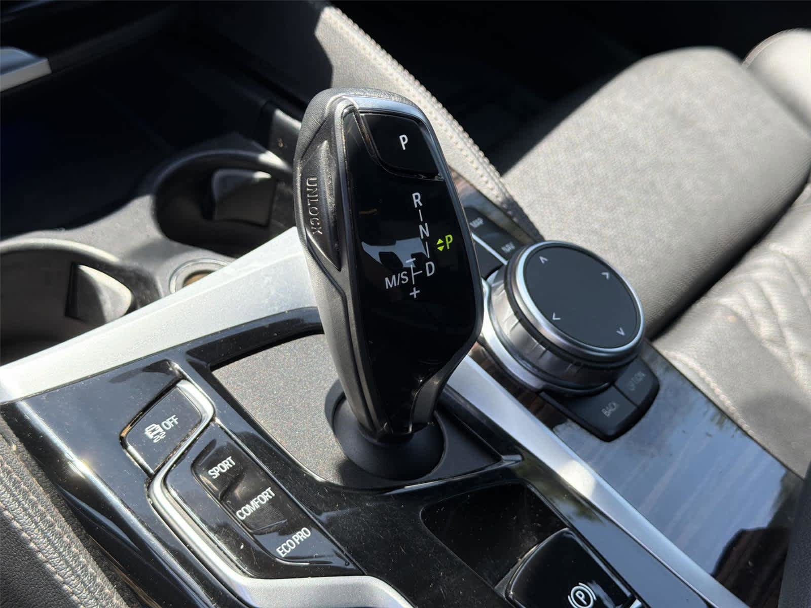 Used 2023 BMW 540i w/ M Sport Package RWD image 19