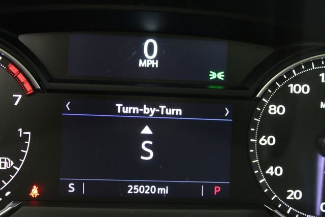 Certified 2023 Cadillac XT4 Luxury w/ Cold Weather Package image 13