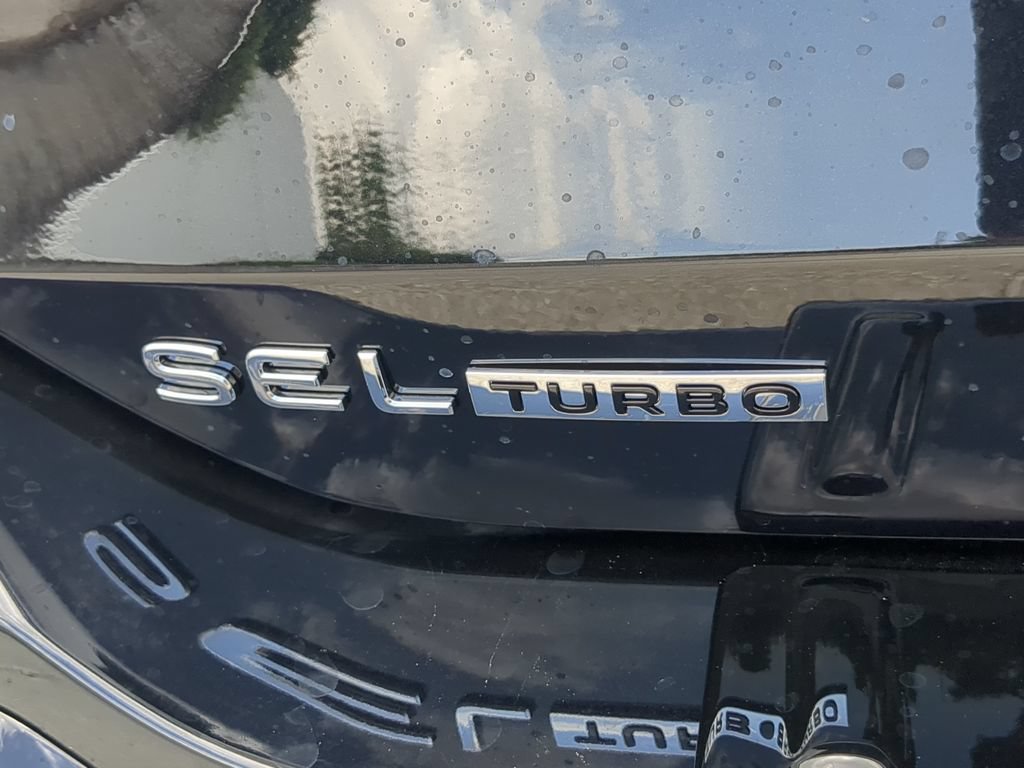 New 2026 Volkswagen Tiguan SEL R-Line AWD/4WD image 10
