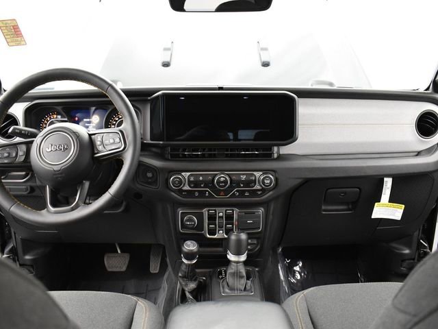Used 2024 Jeep Gladiator Sport image 9