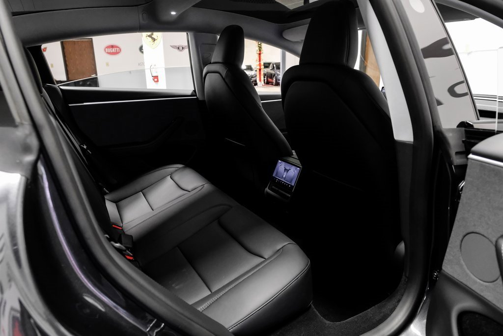 Used 2025 Tesla Model 3 Long Range image 37