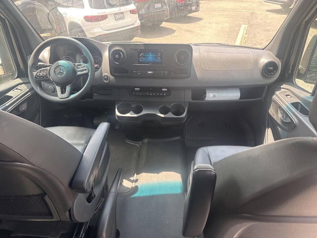 Used 2023 Mercedes-Benz Sprinter 2500 w/ Acoustic Package image 7