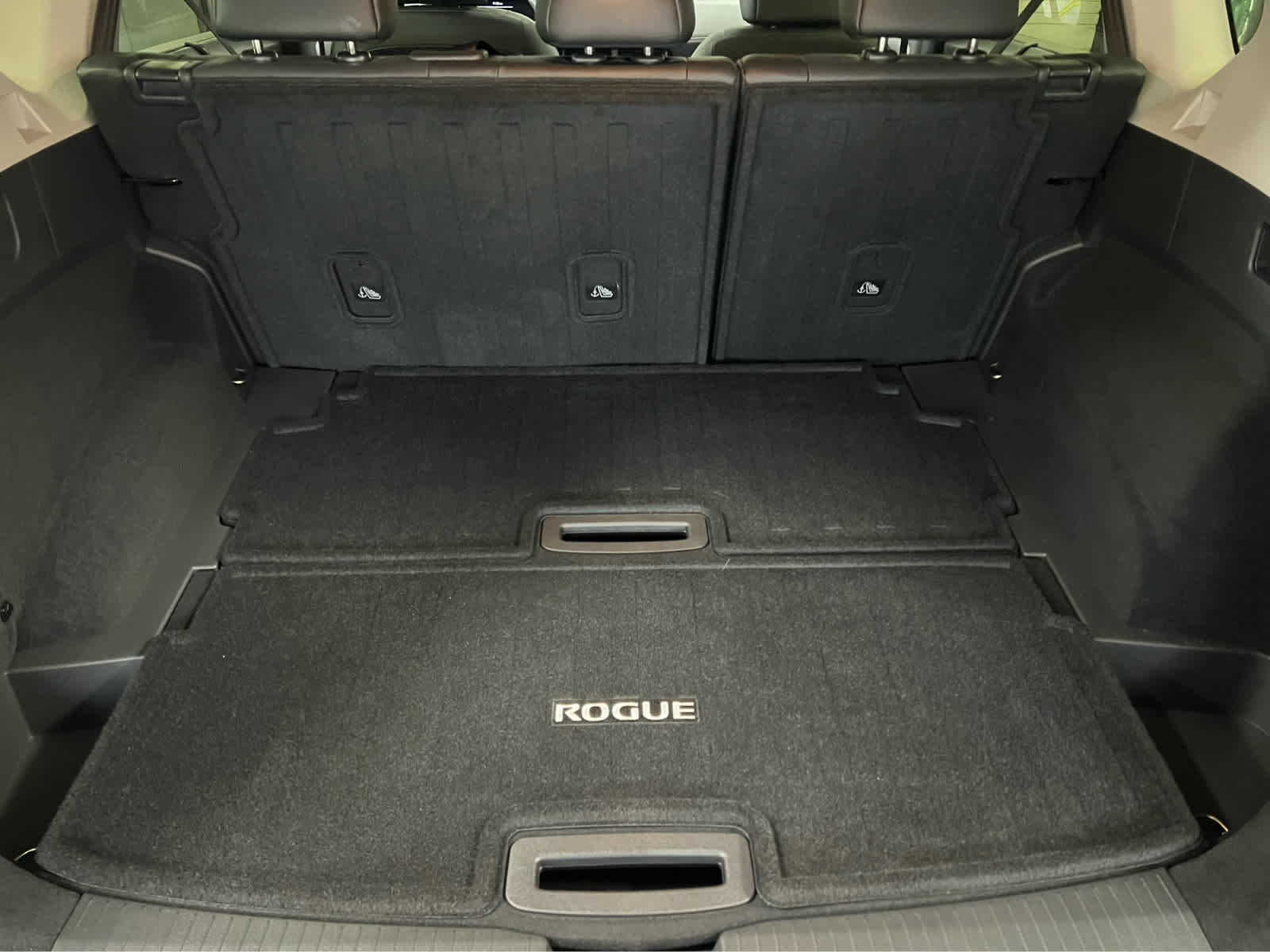 Used 2024 Nissan Rogue Platinum w/ Platinum Premium Package image 26