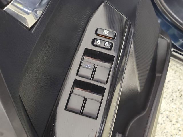 Used 2018 Toyota RAV4 SE image 23