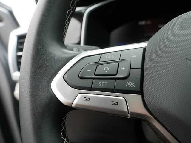 Certified 2025 Volkswagen Taos SE AWD/4WD image 25