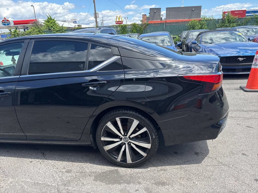 Used 2020 Nissan Altima 2.5 SR FWD image 7
