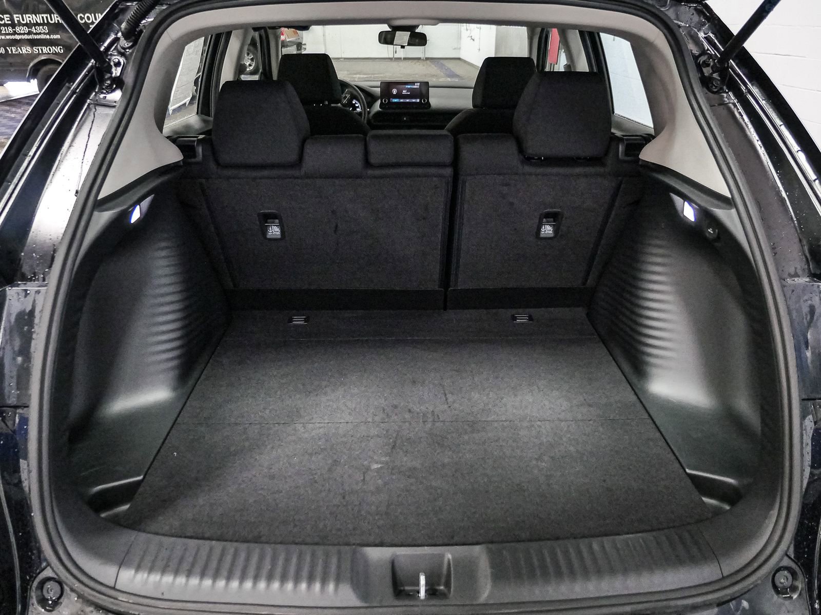 Used 2023 Honda HR-V LX image 17