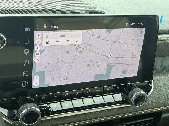 Used 2025 Chevrolet Colorado ZR2 w/ Midnight Edition image 14