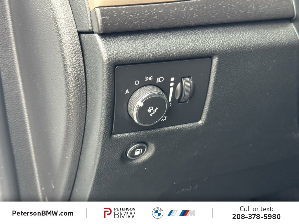 Used 2016 Jeep Grand Cherokee Laredo w/ Quick Order Package 23E image 22