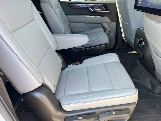 Used 2025 GMC Yukon XL Elevation w/ Elevation Premium Package image 23