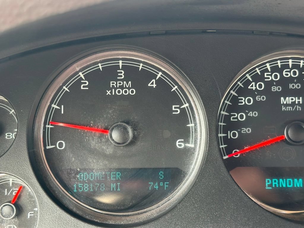 Used 2011 GMC Yukon XL Denali RWD image 25