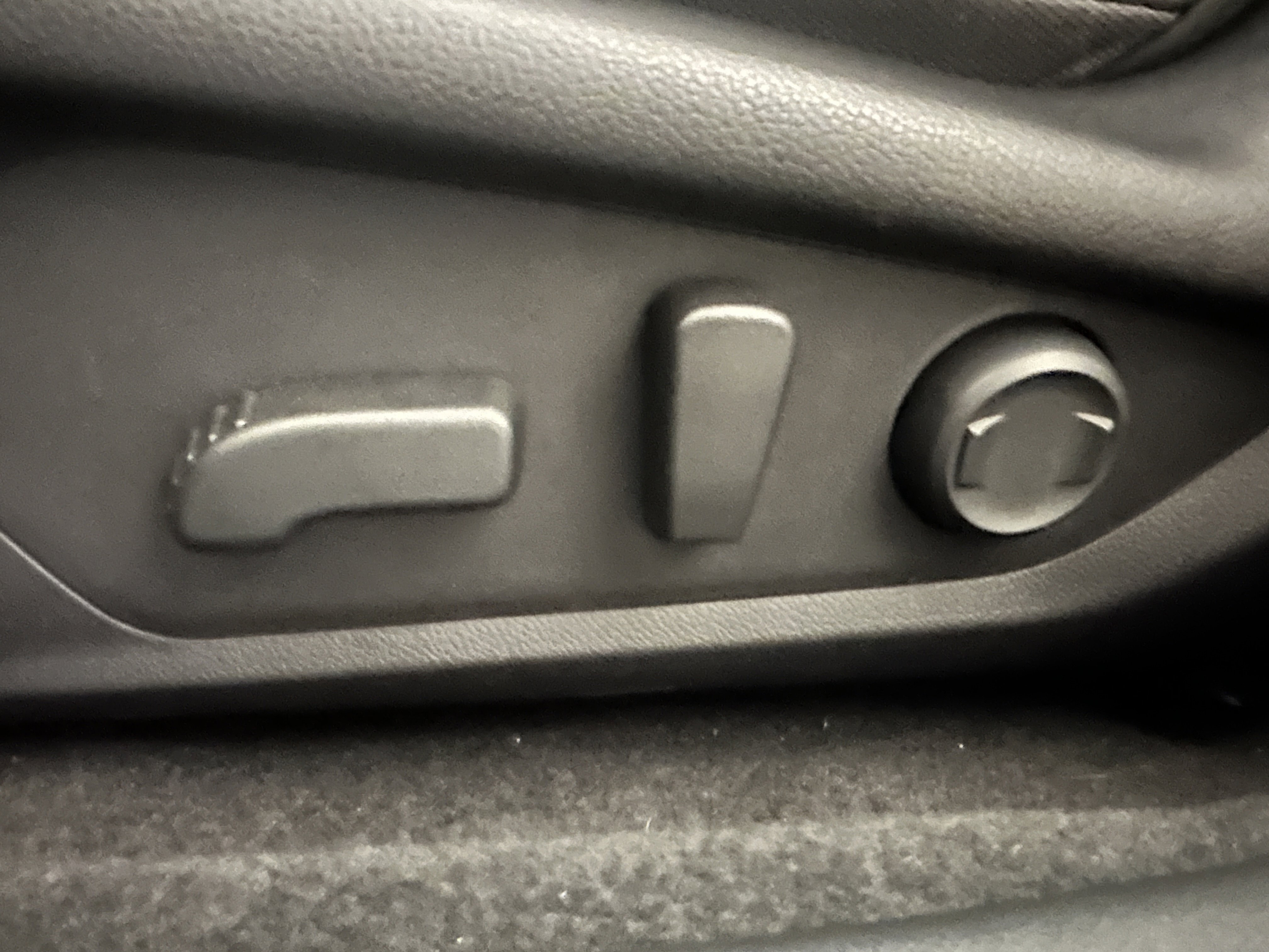 Certified 2025 Subaru Crosstrek 2.5i Limited w/ Popular Package #3A image 30