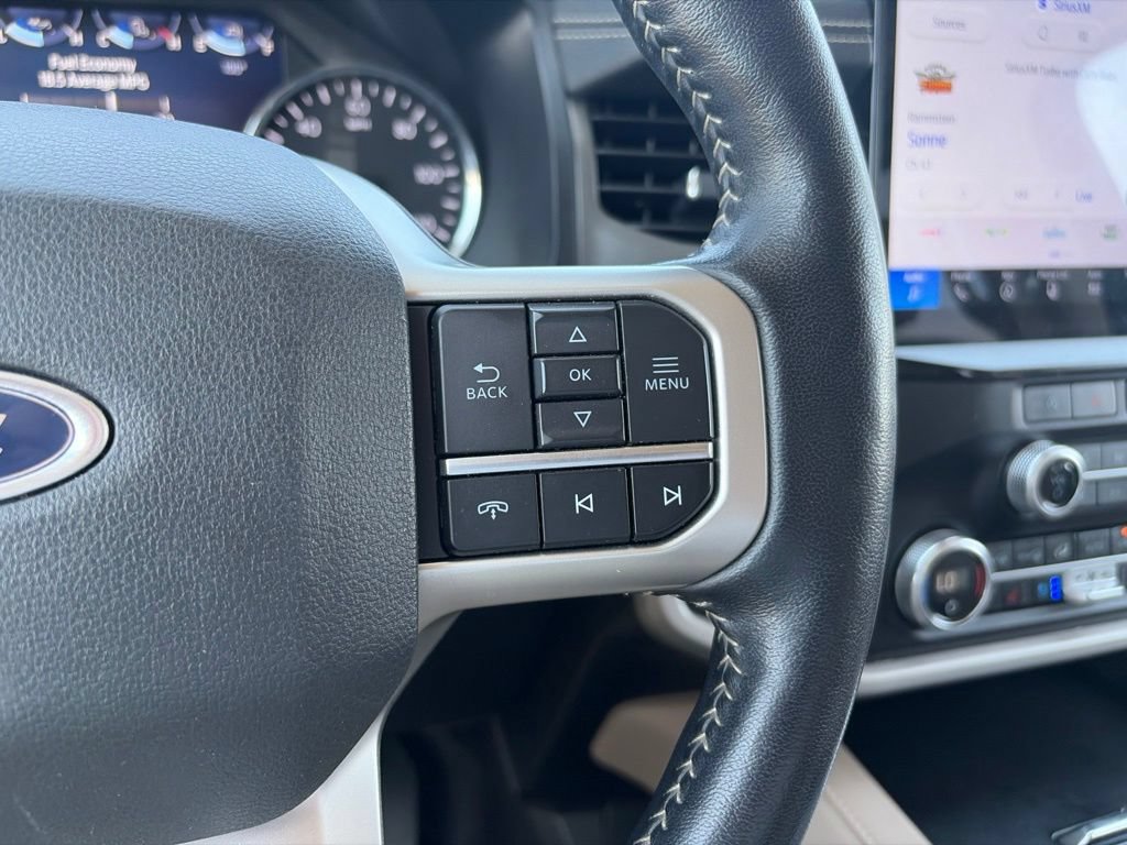 Used 2023 Ford Expedition XLT AWD/4WD image 12