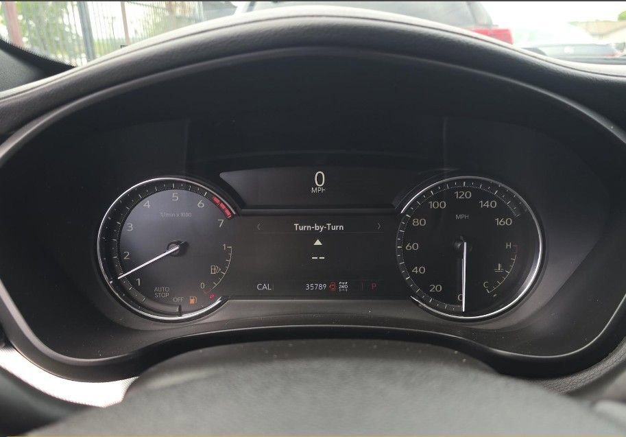 Used 2021 Cadillac XT4 Premium Luxury image 11