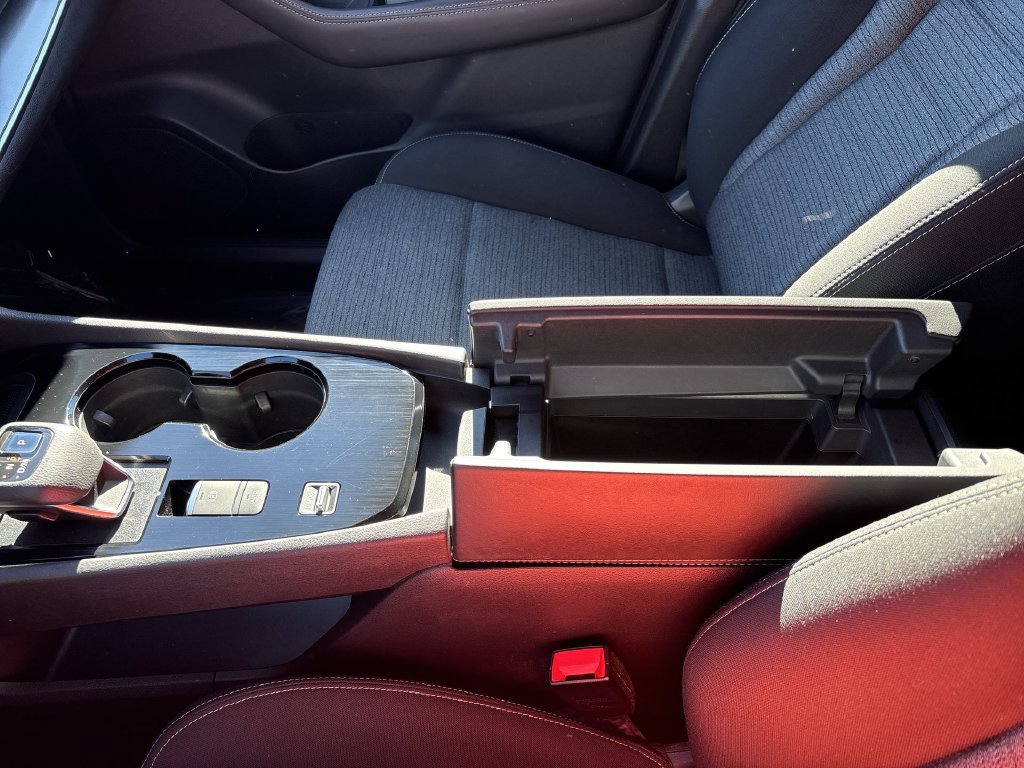 Certified 2021 Nissan Rogue SV FWD image 24