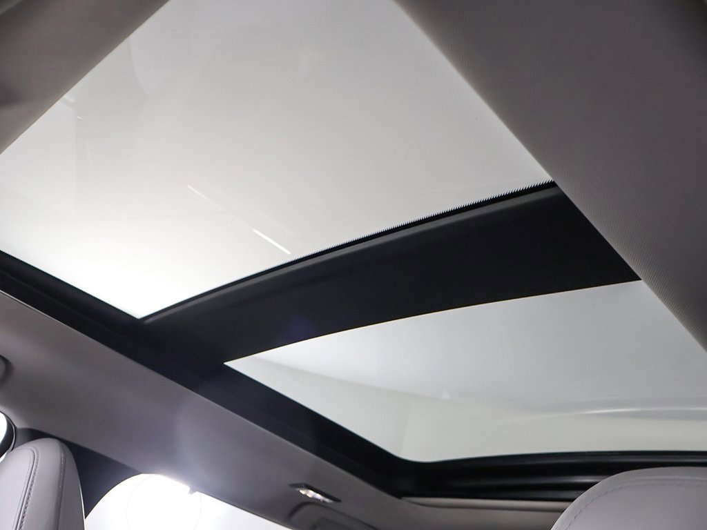 New 2025 Mitsubishi Outlander SEL image 24